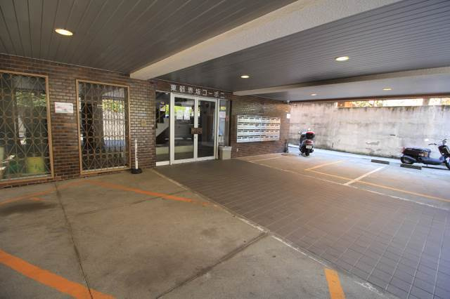 東都赤坂コーポ二のエントランス