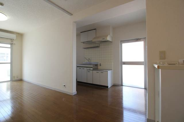 東都赤坂コーポ二の居間・リビング