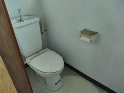 【トイレ】 | 岡谷市神明町2丁目 中古住宅⑤ | トイレ