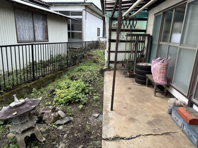 【庭】 | 岡谷市神明町2丁目 中古住宅⑤ | 庭