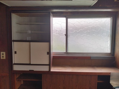 【内装】 | 岡谷市神明町2丁目 中古住宅⑤ | キッチン棚