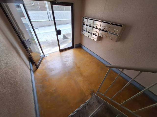 コーポ林屋のロビー