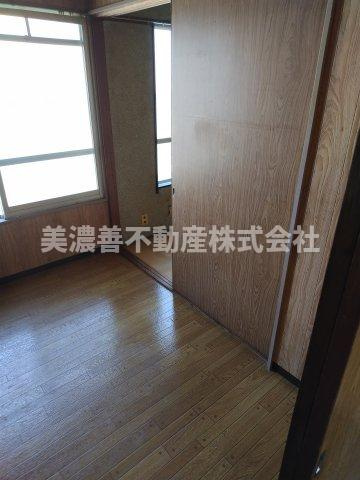 大洋ハイツ2棟の洋室