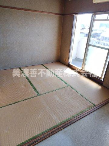 大洋ハイツ2棟の和室