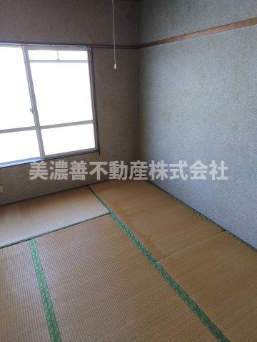 大洋ハイツ2棟の和室