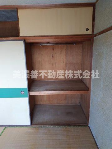 大洋ハイツ2棟の和室