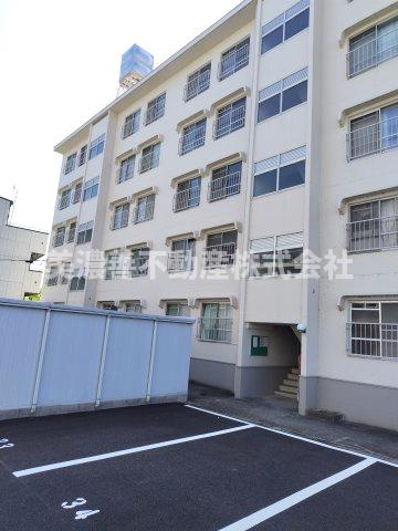 大洋ハイツ2棟の外観