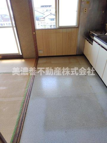 大洋ハイツ2棟のキッチン