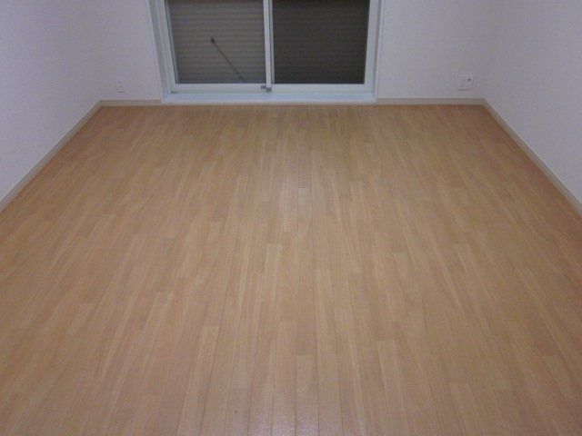 ワイズ　パラシオンの居間・リビング|洋室