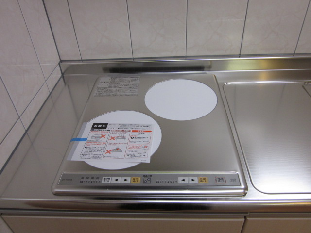 ワイズ　パラシオンのキッチン|ＩＨクッキングヒーター　