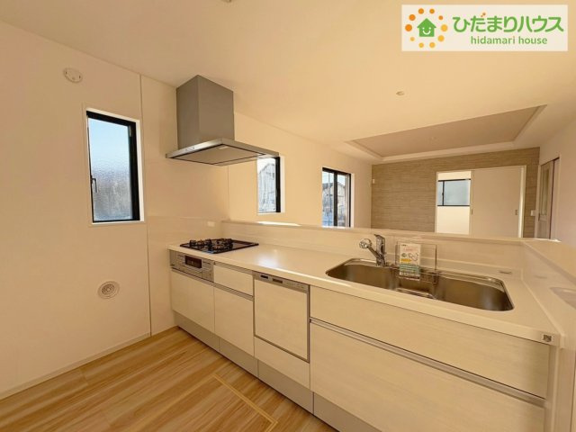 ひたちなか市高場7期　新築戸建のキッチン|家族と会話しながら料理できるオープンカウンター♪