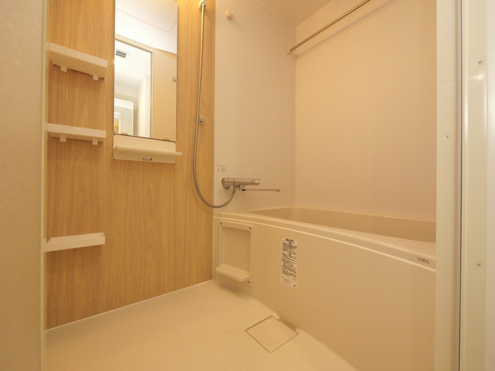 大阪市浪速区日本橋東１丁目の賃貸マンションの浴室