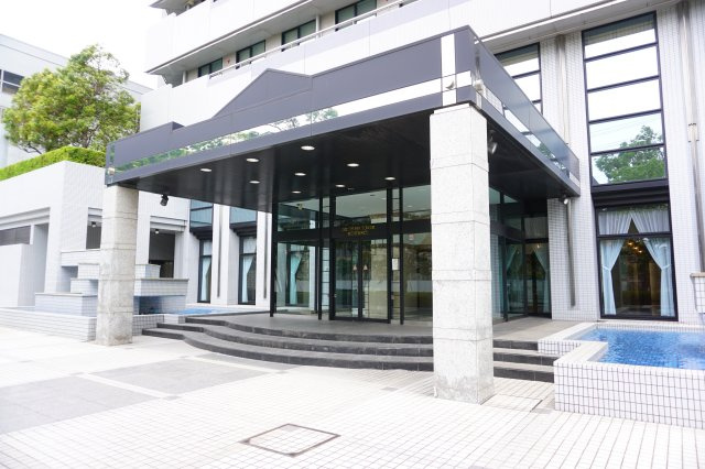 オークプリオタワーのエントランス