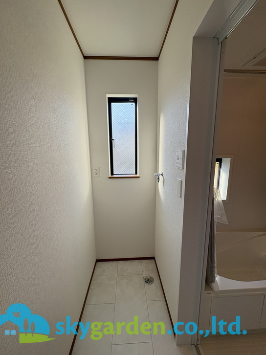 茅ヶ崎市東海岸南4丁目　新築戸建　全5棟B号棟の脱衣所