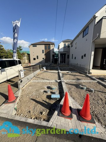 茅ヶ崎市東海岸南4丁目　新築戸建　全5棟B号棟の駐車場