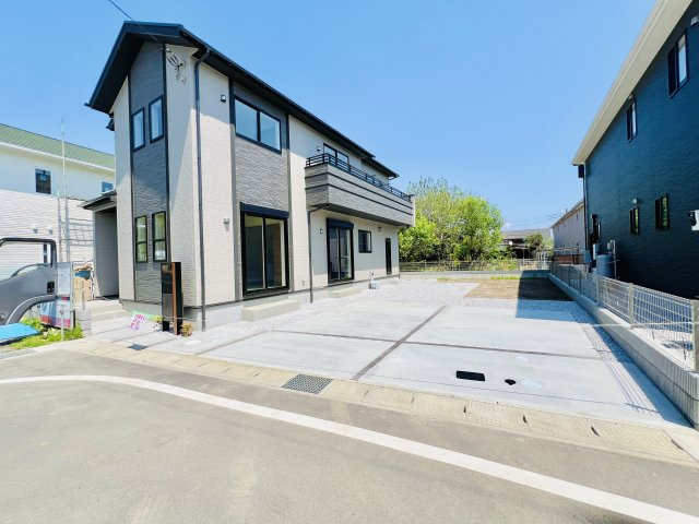 前橋市総社町総社の前面道路含む現地写真|車の通りも少なく駐車も楽々♪