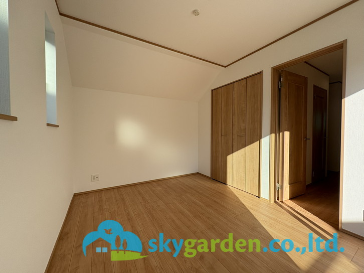 茅ヶ崎市東海岸南4丁目　新築戸建　全5棟C号棟の洋室