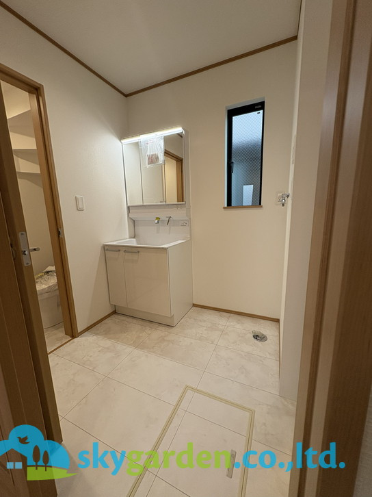 茅ヶ崎市東海岸南4丁目　新築戸建　全5棟C号棟の脱衣所