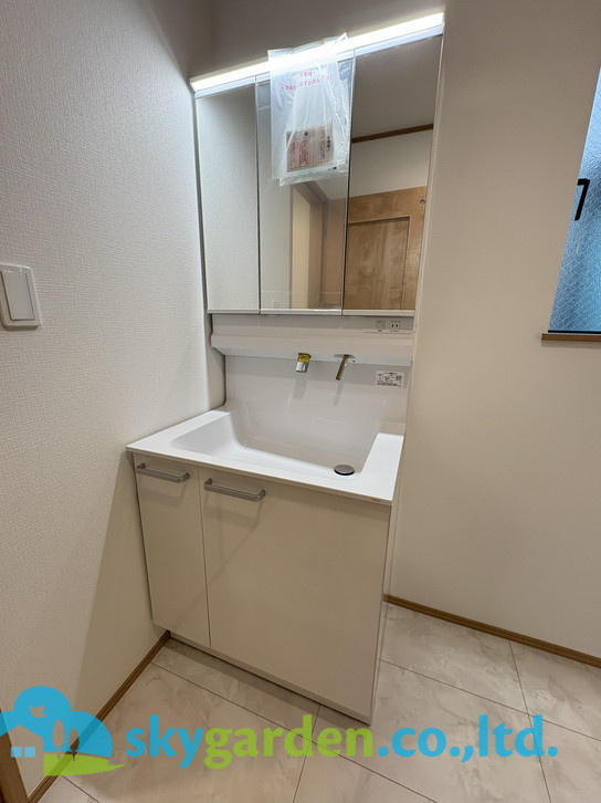 茅ヶ崎市東海岸南4丁目　新築戸建　全5棟C号棟の独立洗面台