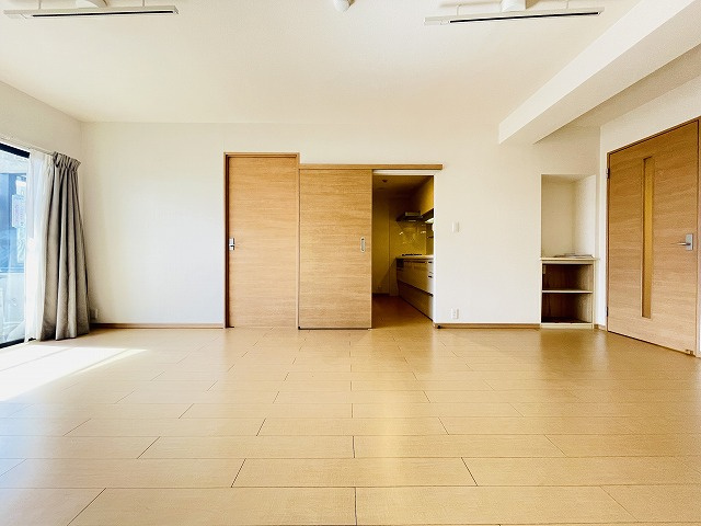 【居間・リビング】 | 寺塚パークマンション