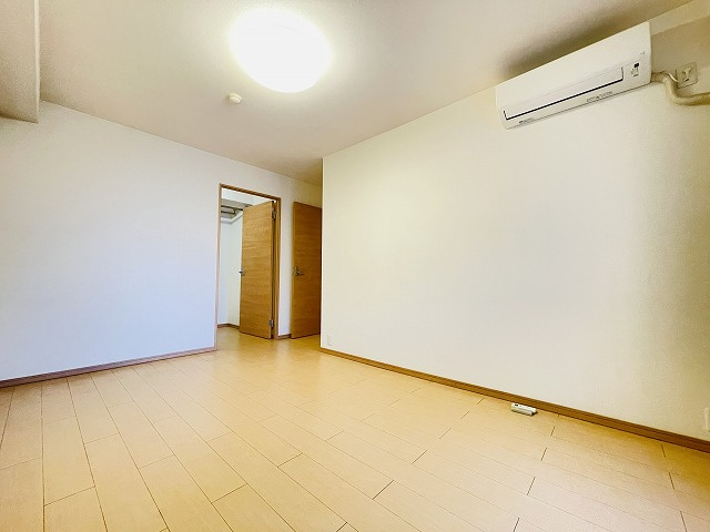 【洋室】 | 寺塚パークマンション