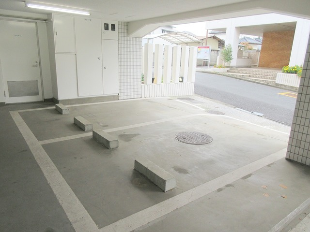 ＬＩＶＥの駐車場