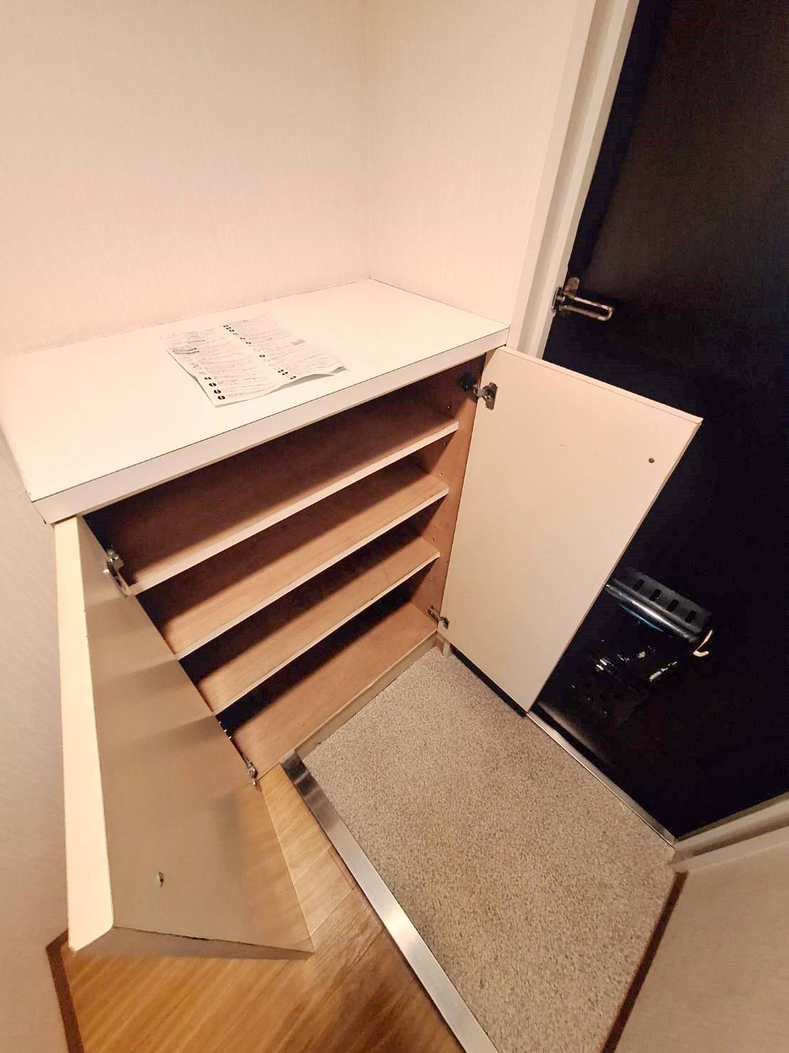 ＬＩＶＥの玄関