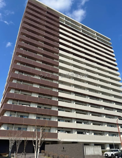 ヴァンデュールパレス神宮東の外観