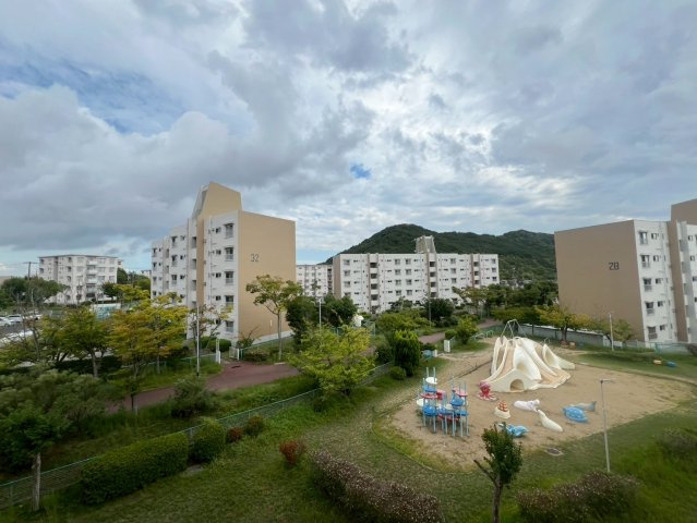 高倉台7－2団地30号棟の展望