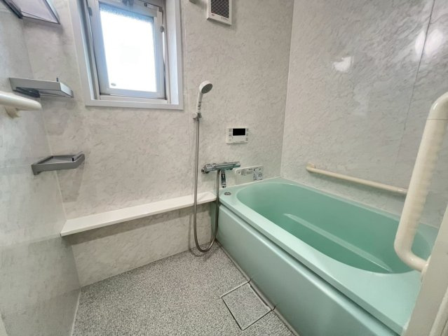 高倉台7－2団地30号棟の浴室