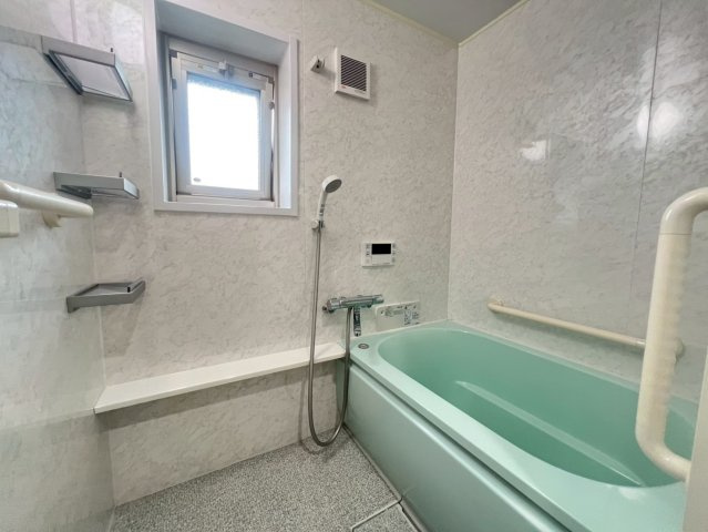 高倉台7－2団地30号棟の浴室