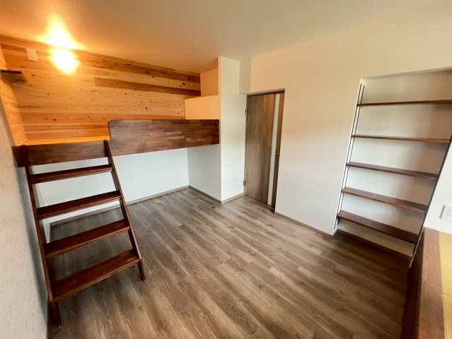 高倉台7－2団地30号棟の寝室