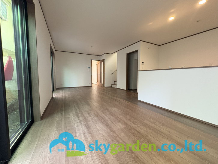 茅ヶ崎市東海岸南4丁目　新築戸建　全5棟D号棟の居間・リビング