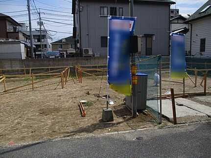 広島市佐伯区五日市中央5丁目　新築一戸建て(全2棟の前面道路含む現地写真