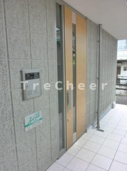 パーシモンデュエのエントランス