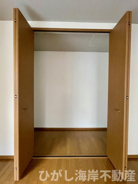 中郡大磯町高麗３丁目　中古戸建の収納|新規リフォーム完了！　各居室　収納スペース付き