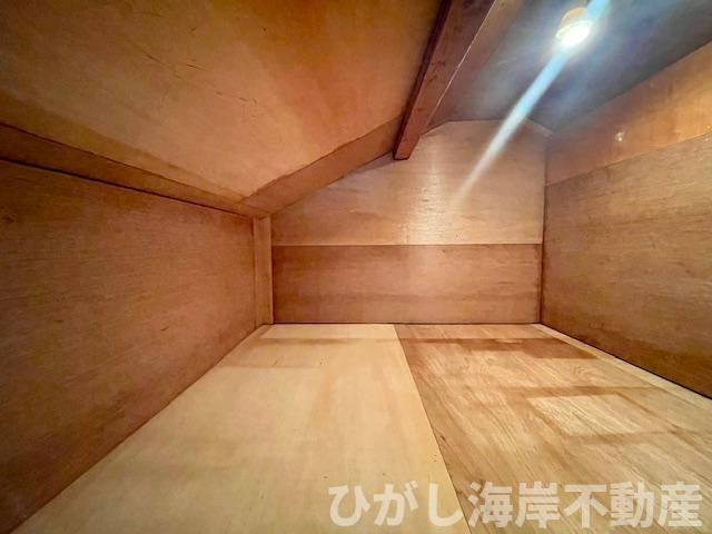 中郡大磯町高麗３丁目　中古戸建の内装|小屋裏収納