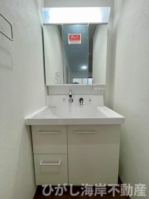 中郡大磯町高麗３丁目　中古戸建の洗面所|２F　セカンド洗面台