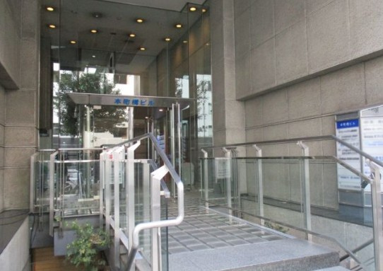 本町橋ビルの外観