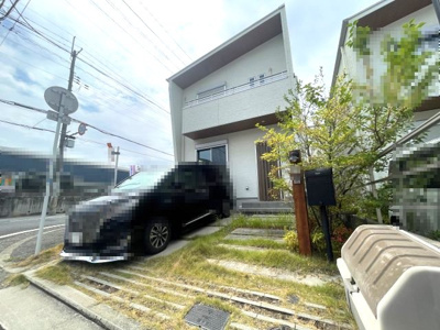 【外観】 | 堺市中区深阪1丁 | 落ち着いた色合いでまとめられた外観。周囲の街並みにも自然に馴染むデザインです。