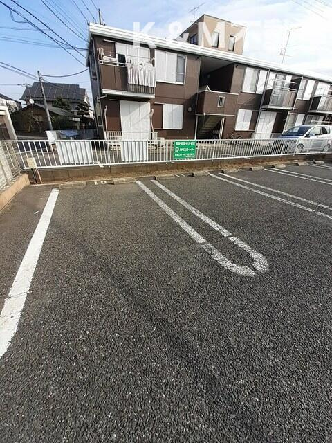 ロックガーデン森Ｄの駐車場|駐車スペースもあります