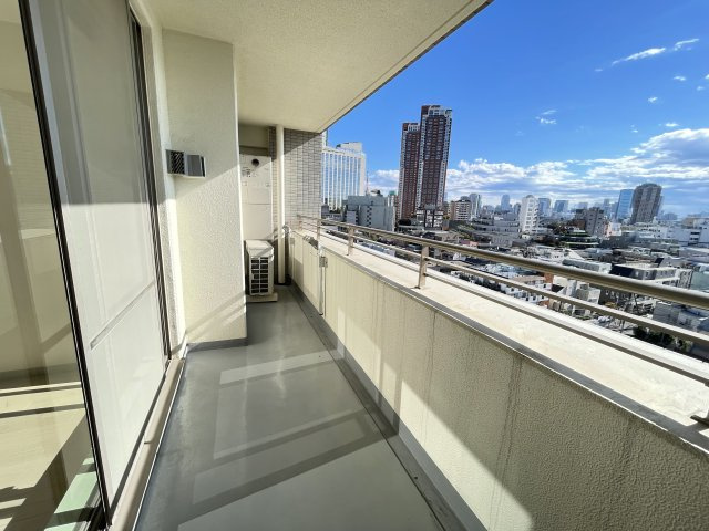 港区西麻布３丁目の賃貸マンションのバルコニー