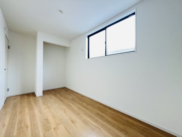 大府市長根町6丁目61番、62番『仲介手数料無料』新築戸建ての洋室