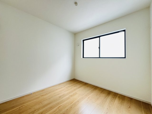 大府市長根町6丁目61番、62番『仲介手数料無料』新築戸建ての洋室