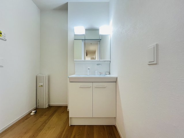 大府市長根町6丁目61番、62番『仲介手数料無料』新築戸建ての独立洗面台