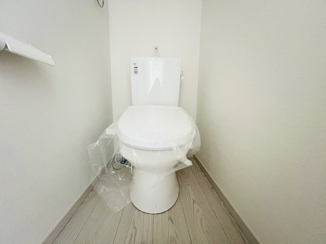 大府市長根町6丁目61番、62番『仲介手数料無料』新築戸建てのトイレ