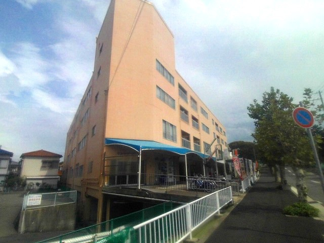 マンション明舞の外観