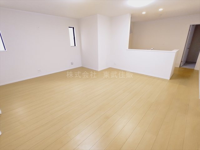 【居間・リビング】の画像