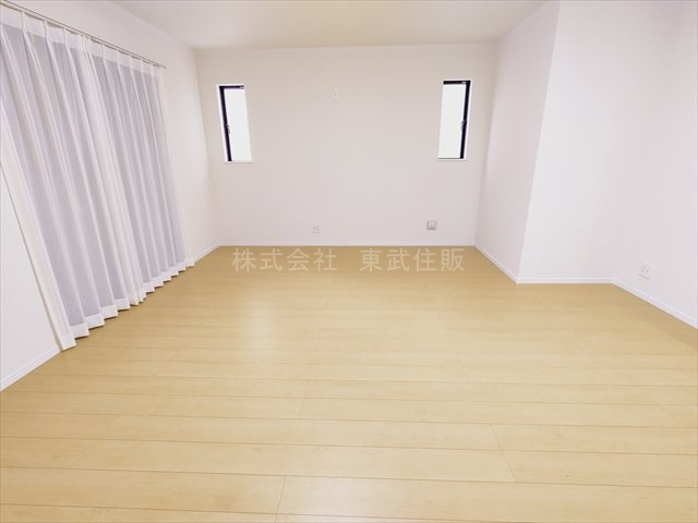【居間・リビング】の画像