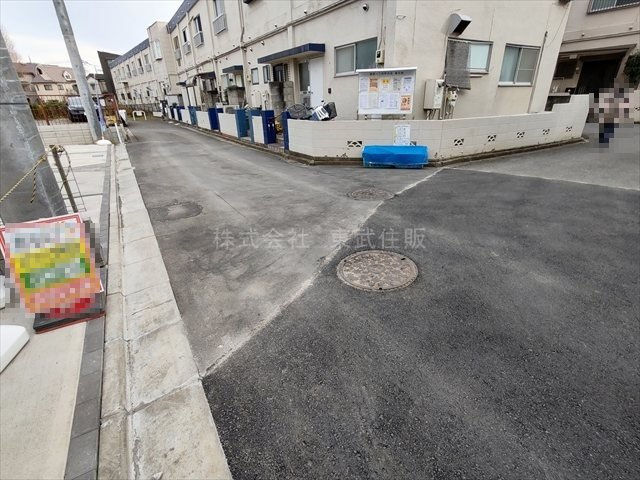 【前面道路含む現地写真】の画像